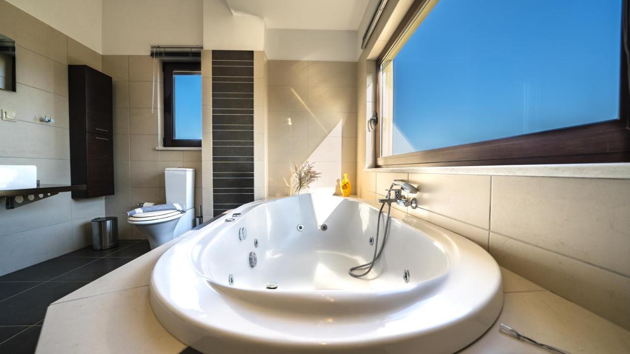 Villa Majestic Crete Heated Pool And Sauna Megala Chorafia Exterior foto